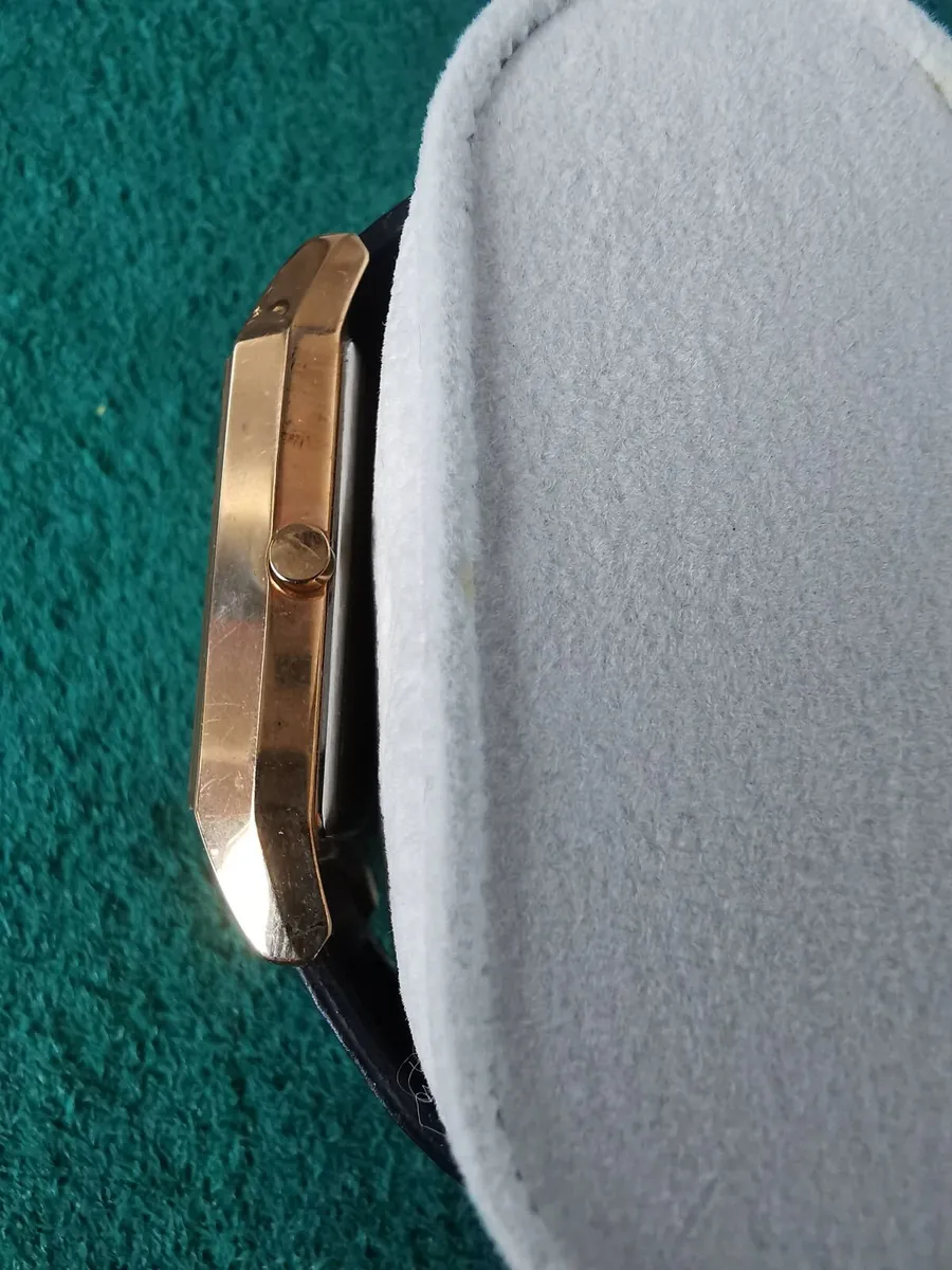 Rare Beautiful c2000s Accurist Ladies Wrist Watch - Image 2