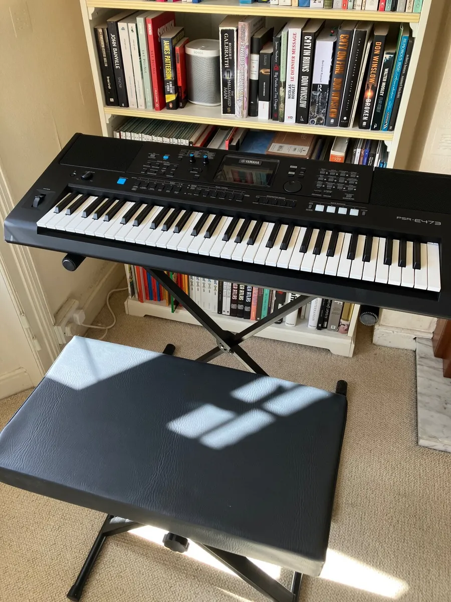 Yamaha PSR-E473 Keyboard + Stand, Bench & Gig Bag - Image 4