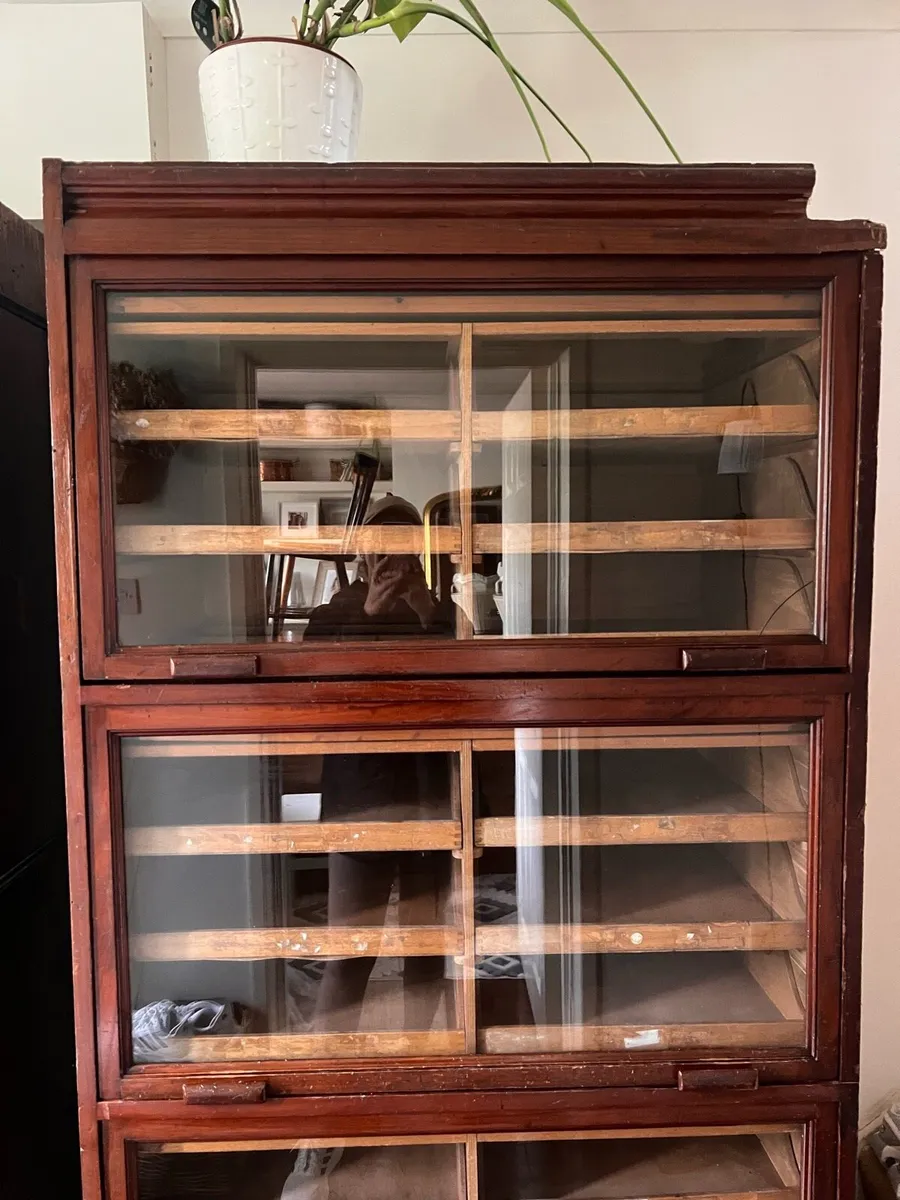 Haberdashery cabinets - Image 2