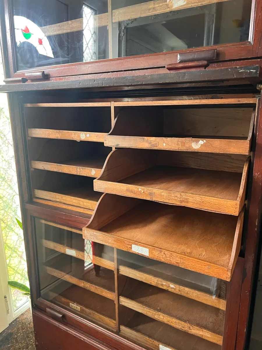Haberdashery cabinets - Image 4