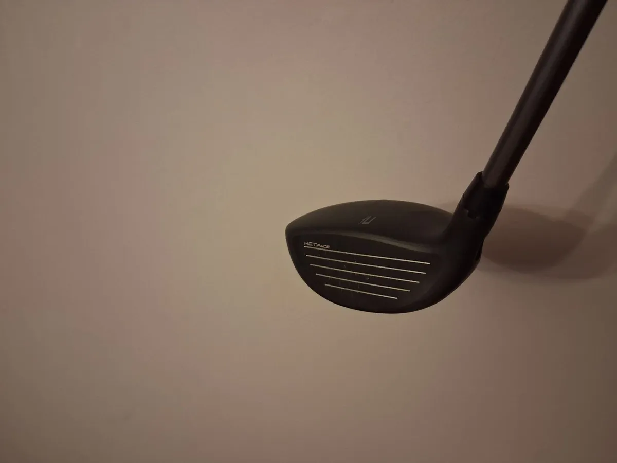 Cobra Ltd x max fairway wood - Image 3