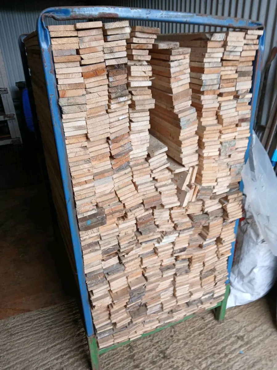 Lengths of timber - Image 2