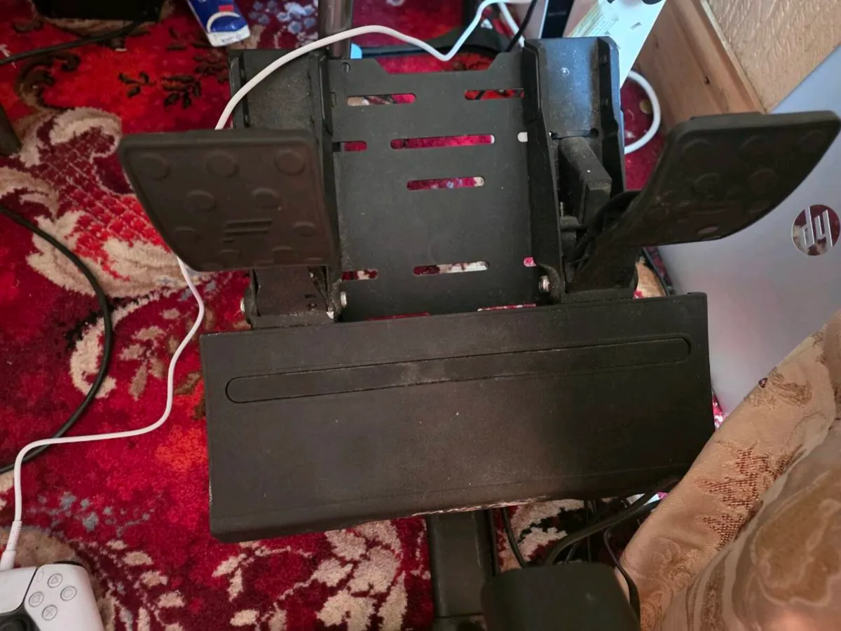 Fanatec CSL Elite, Pedals and Playseat. - Image 3