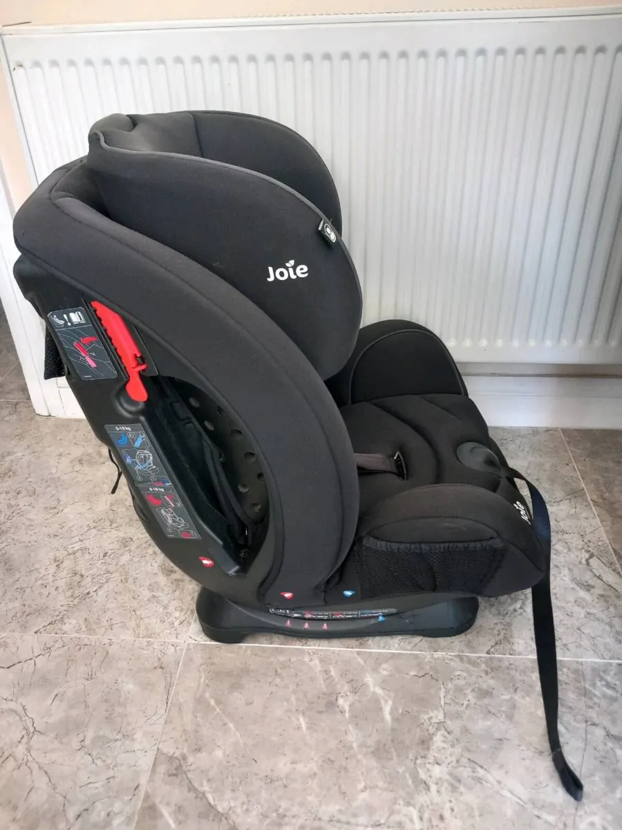Joie Kids car seat.  Not isofix. - Image 3