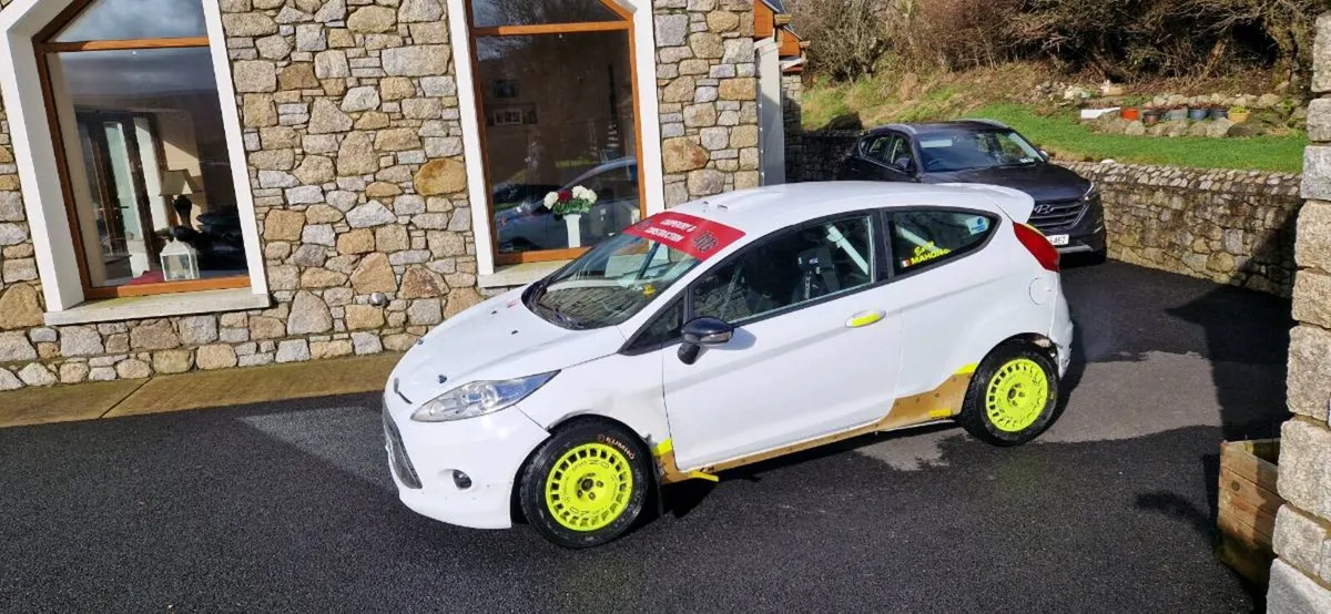 FIESTA R2 - Image 1