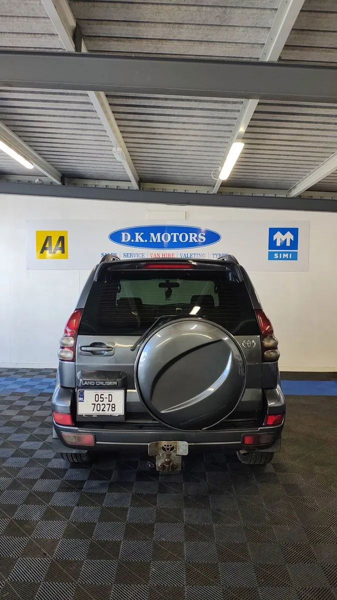 Toyota Landcruiser - Image 2