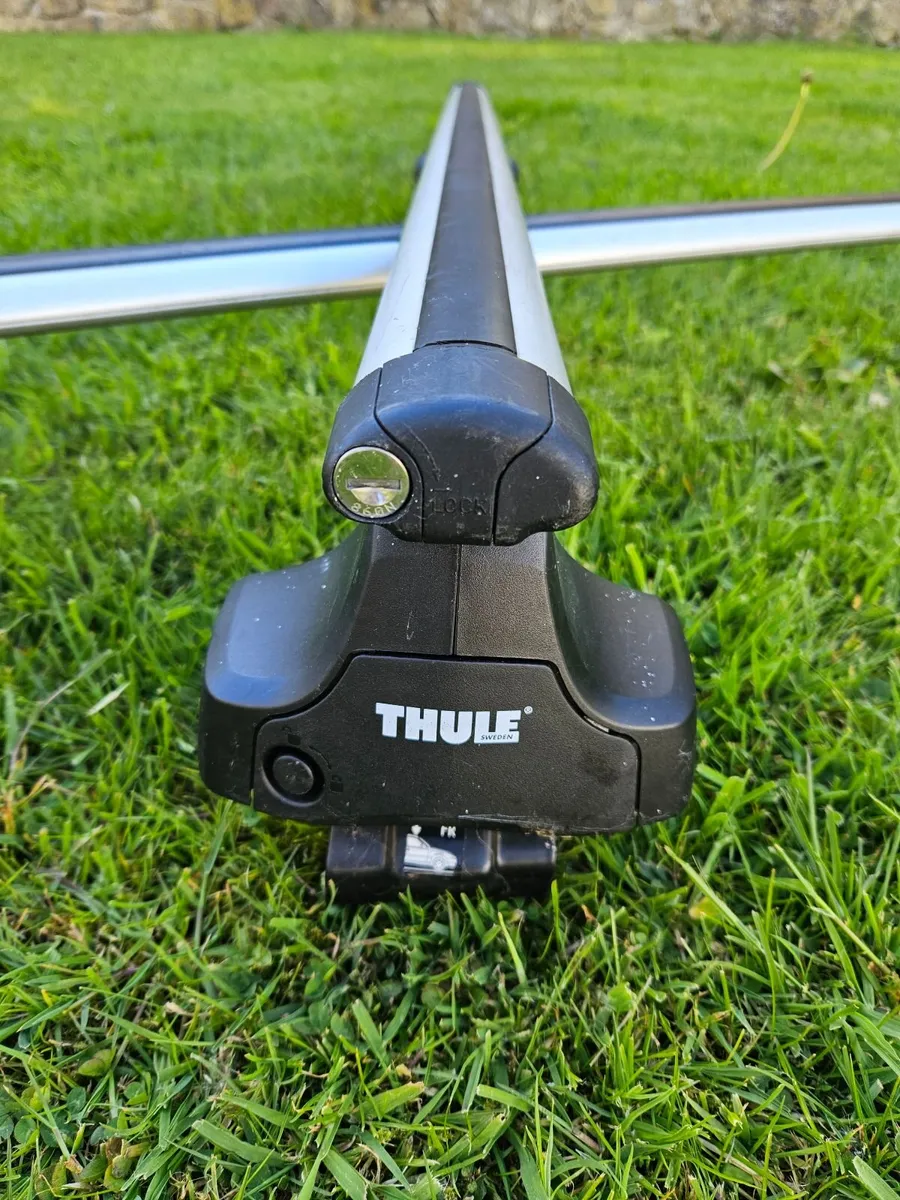 Thule Aero roof bars - Image 1