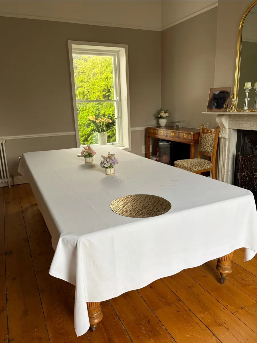 Dining table and chairs - Image 2