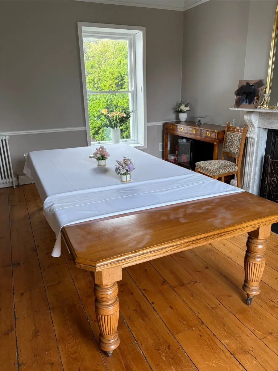 Dining table and chairs - Image 3