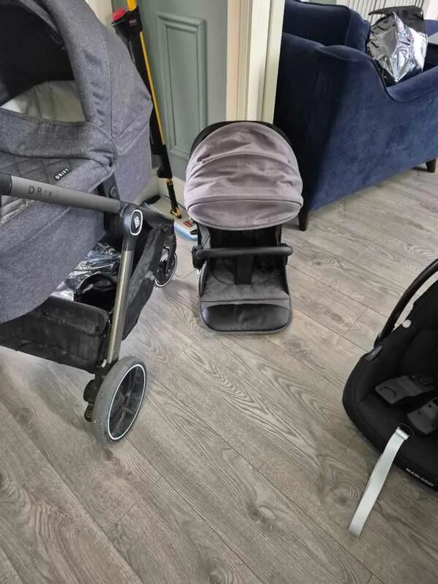 baby elegance drift travel system - Image 1