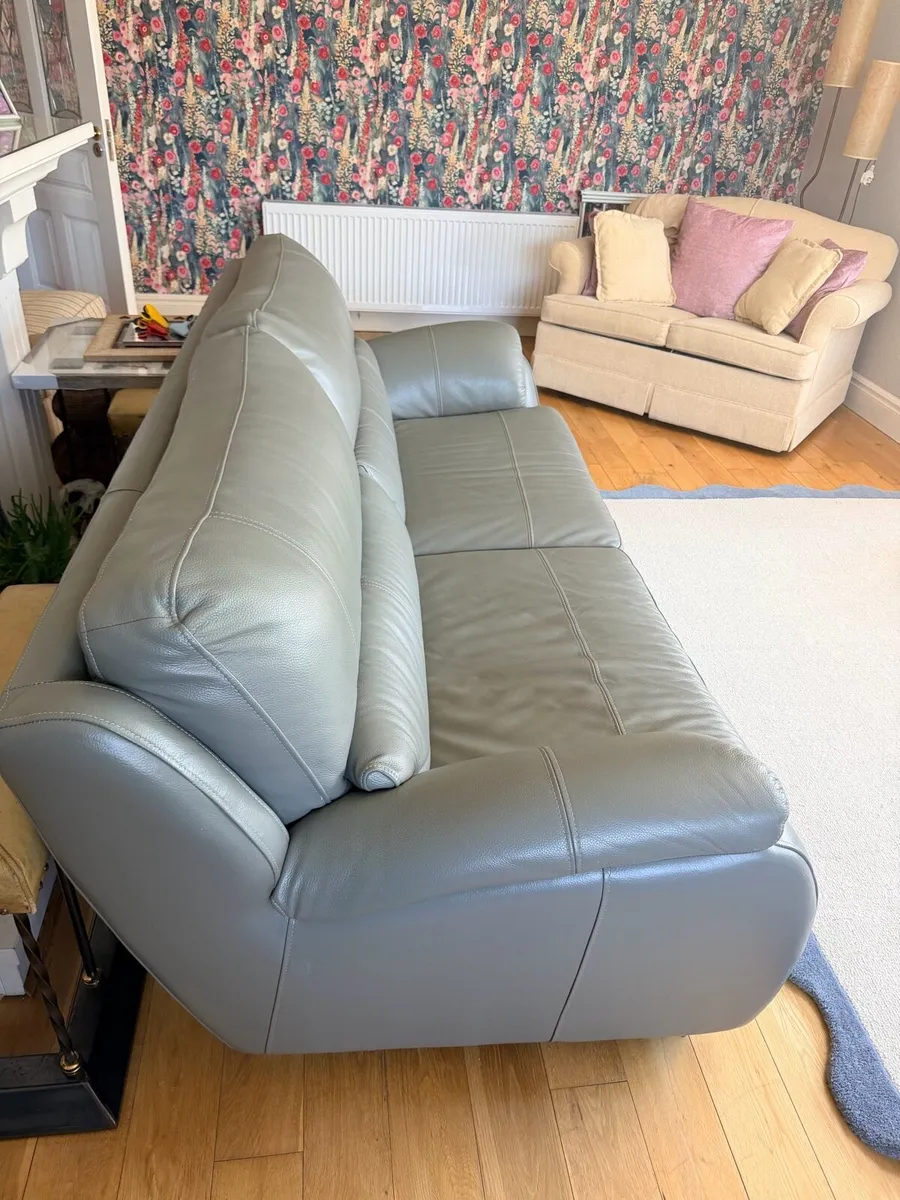 Leather Sofa for sale - Image 2