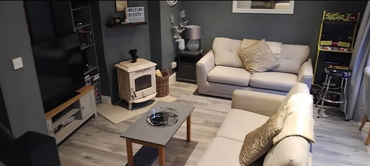 Holiday home to rent - Image 1