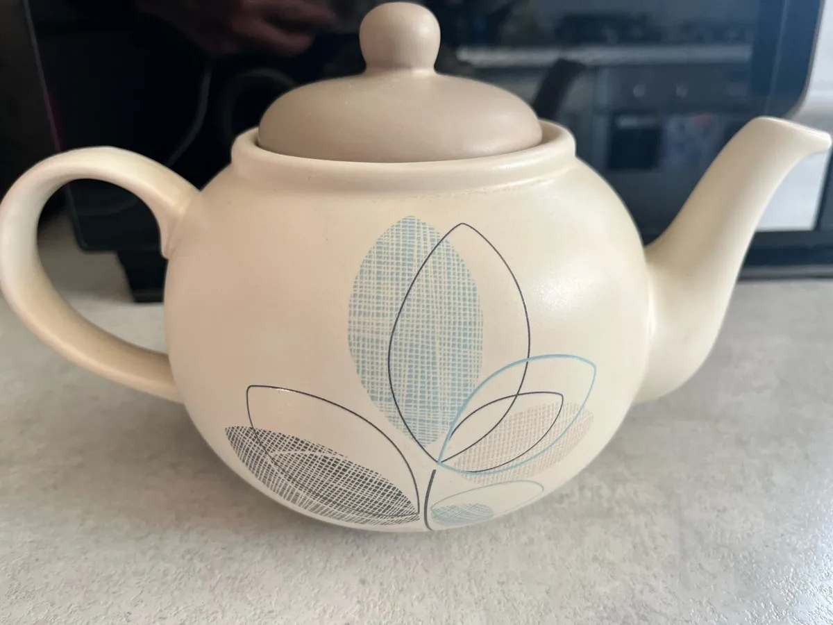 Big Tea Pot - Image 3