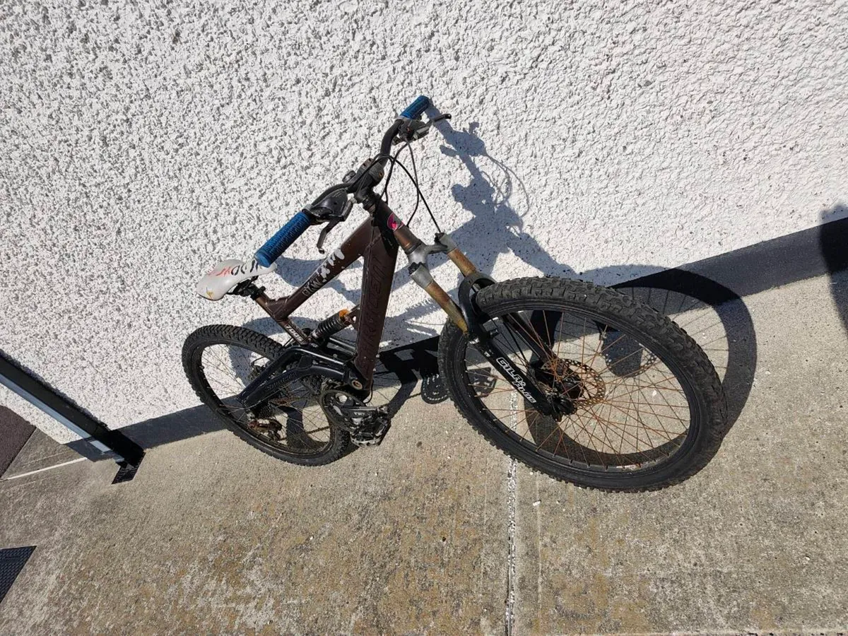 Bicycle - Image 2