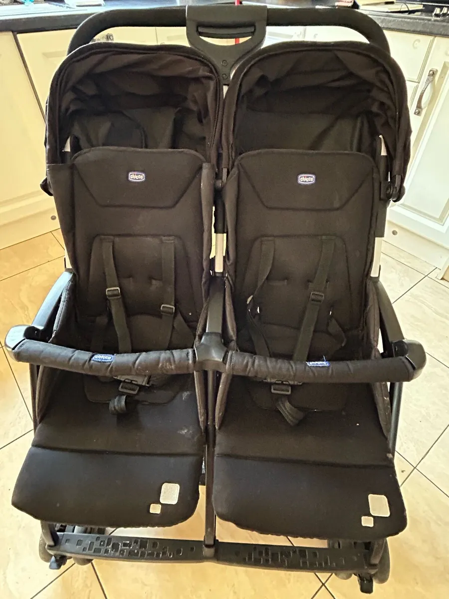 Double stroller - Image 1