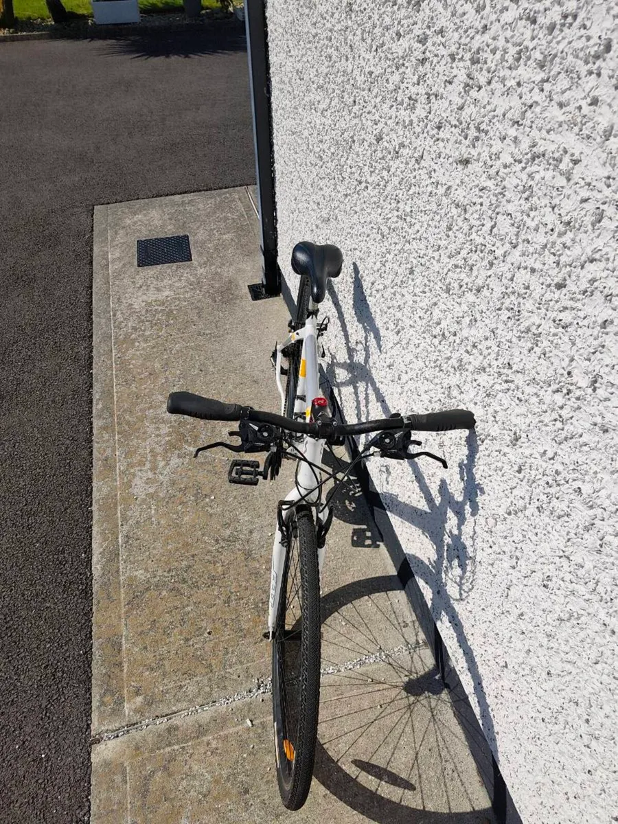 Bicycle - Image 4