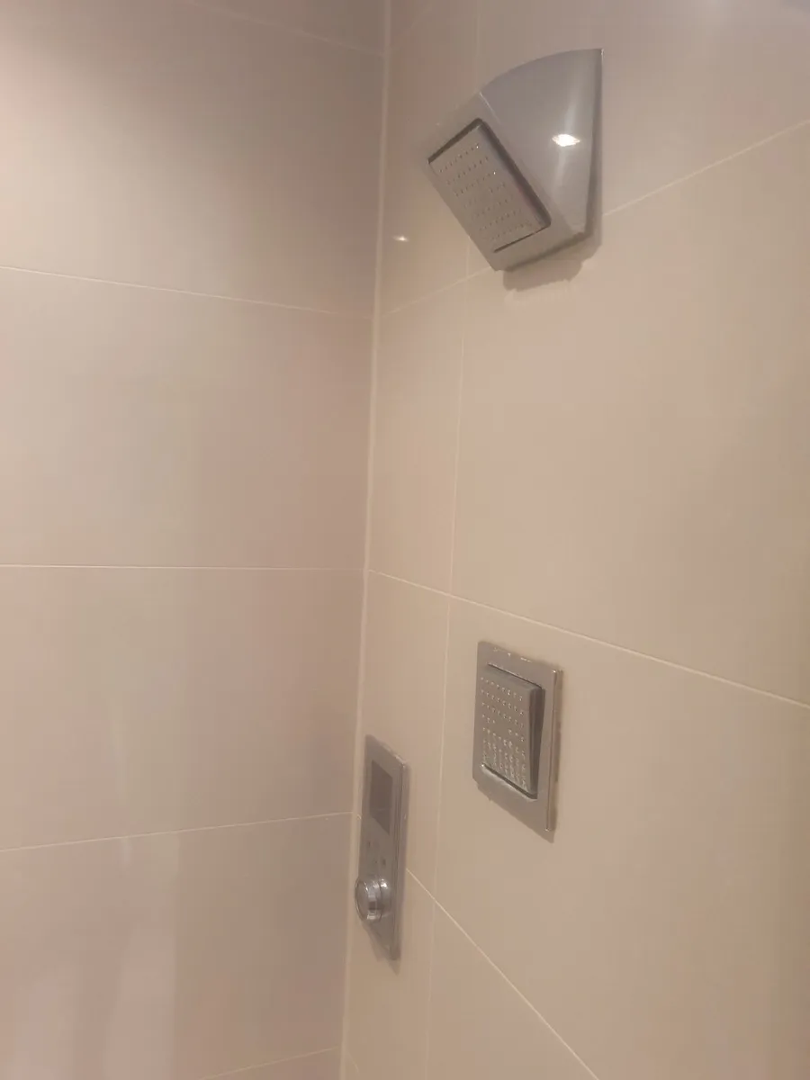 Shower - Image 4
