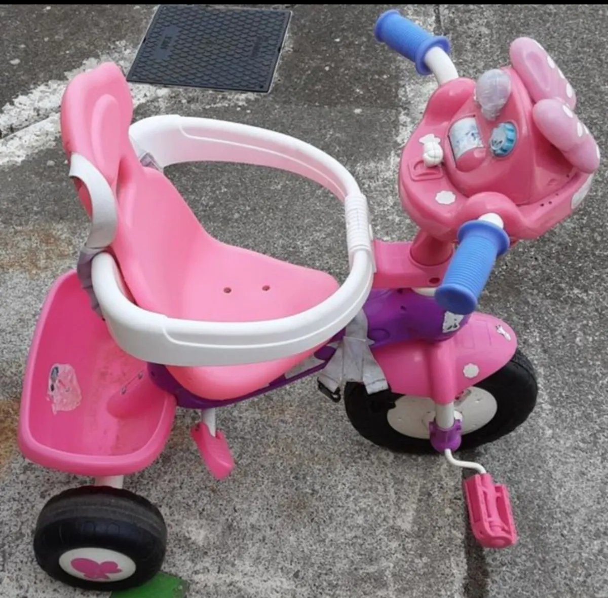 Minnie Mouse Trike - Image 2