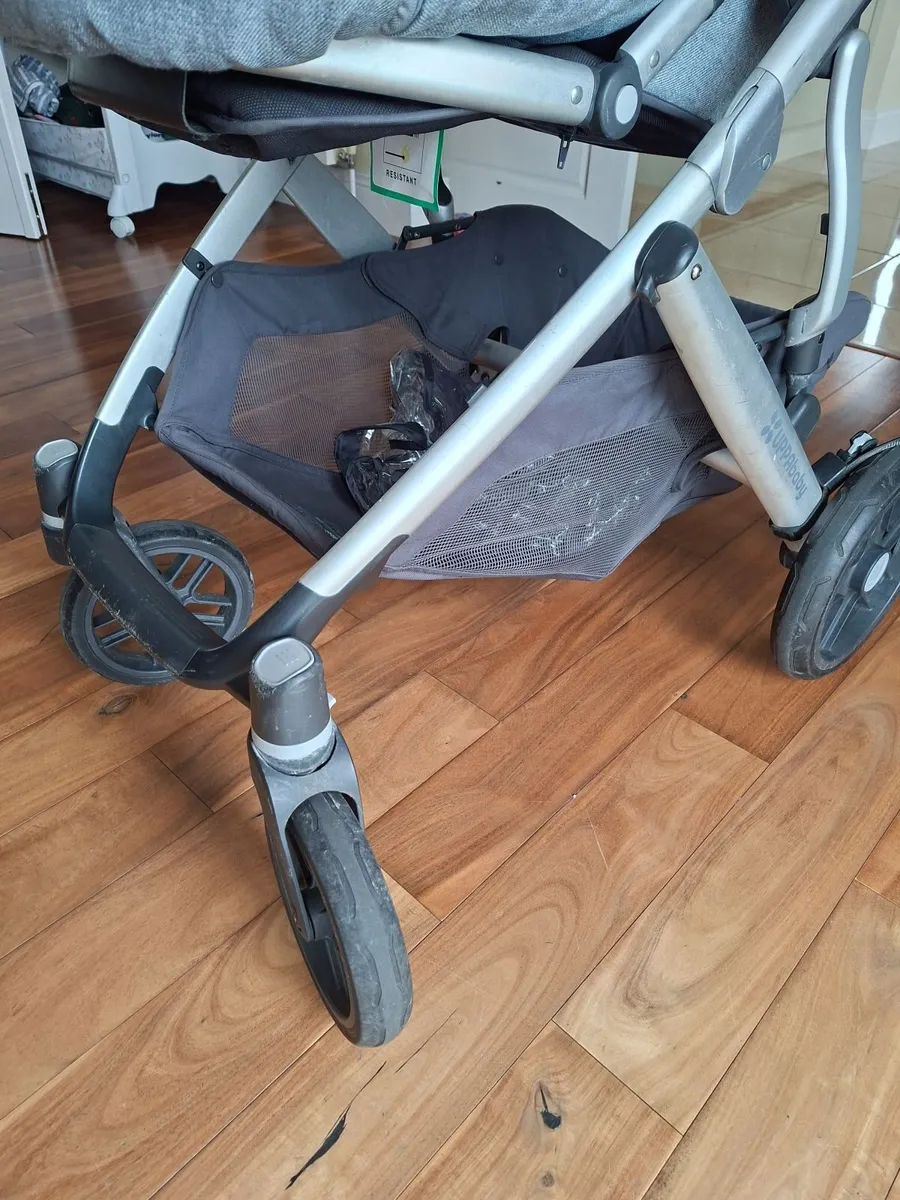 Uppa baby travel system. - Image 2