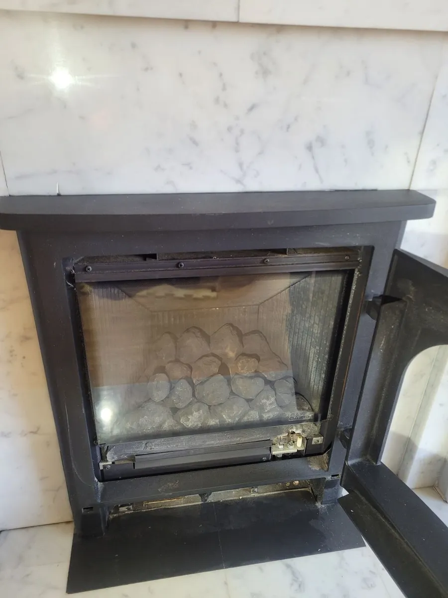 LPG Gas fire - Image 1