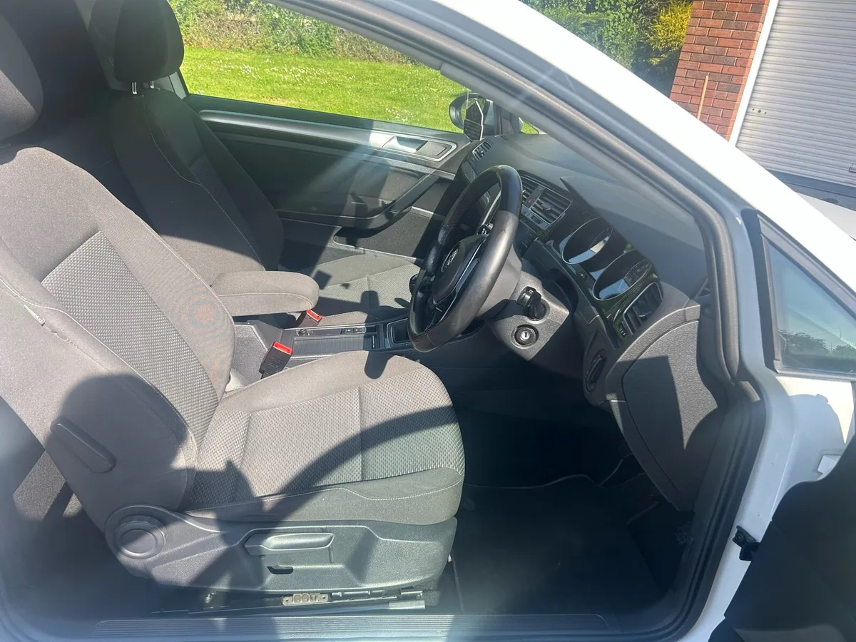 VW Golf 1.6TDI LOW KM’s - Image 4