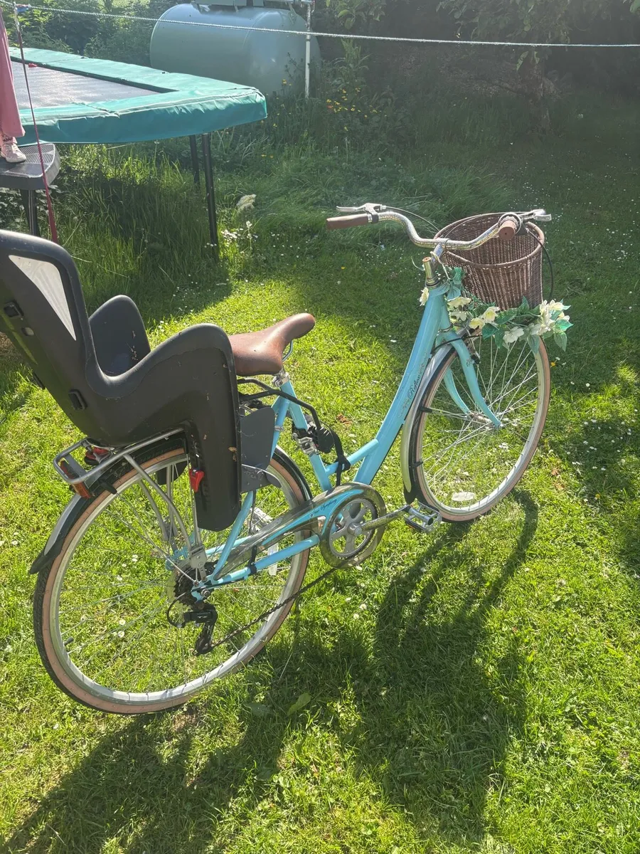 Lady’s bike with Child carrier and basket - Image 1