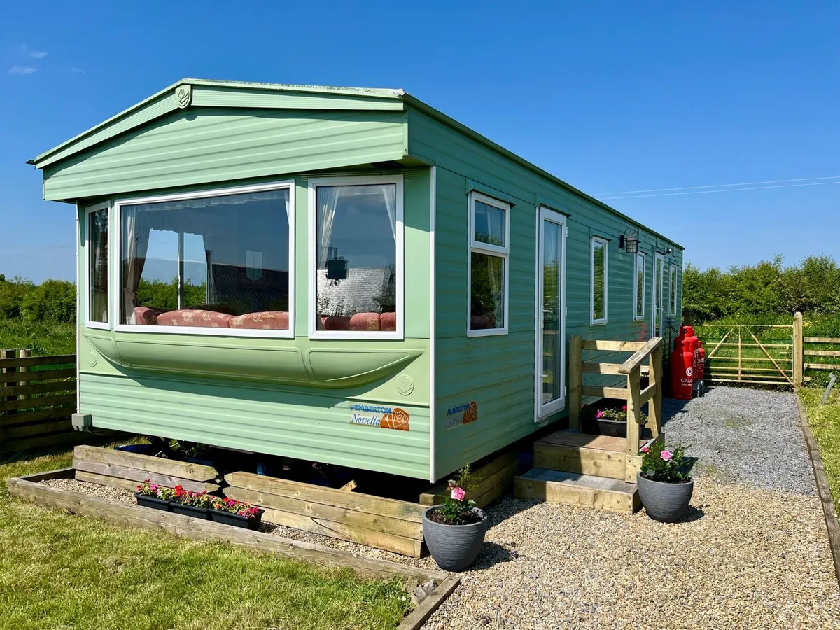 Mobile Home - Pemberton Novella - Image 1