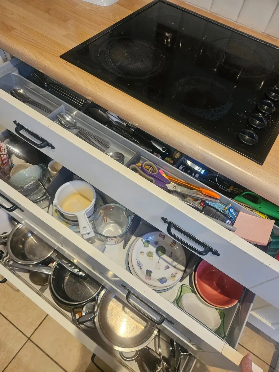 Kitchen units for sale - Image 4
