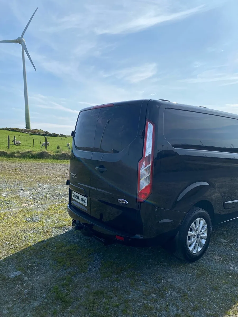 Ford Transit Custom Limited - Image 2