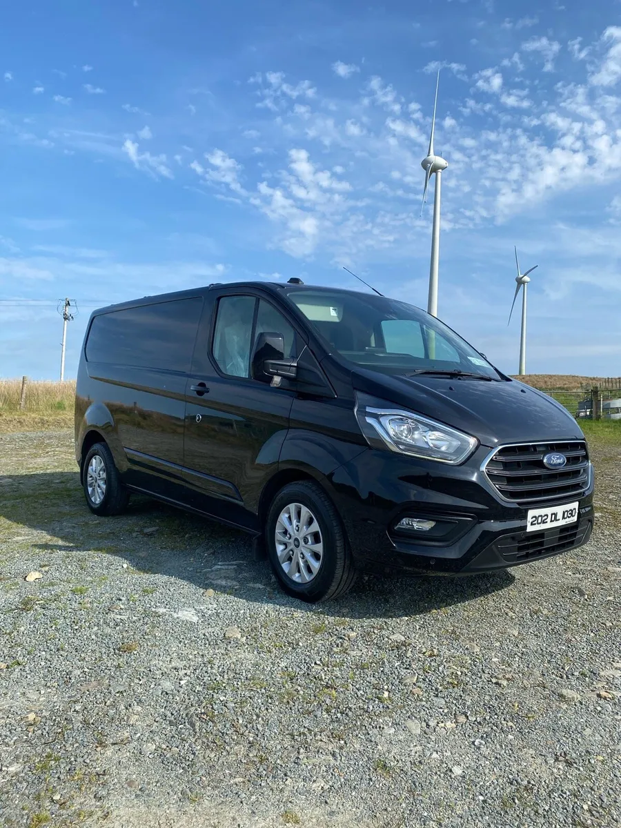 Ford Transit Custom Limited - Image 3