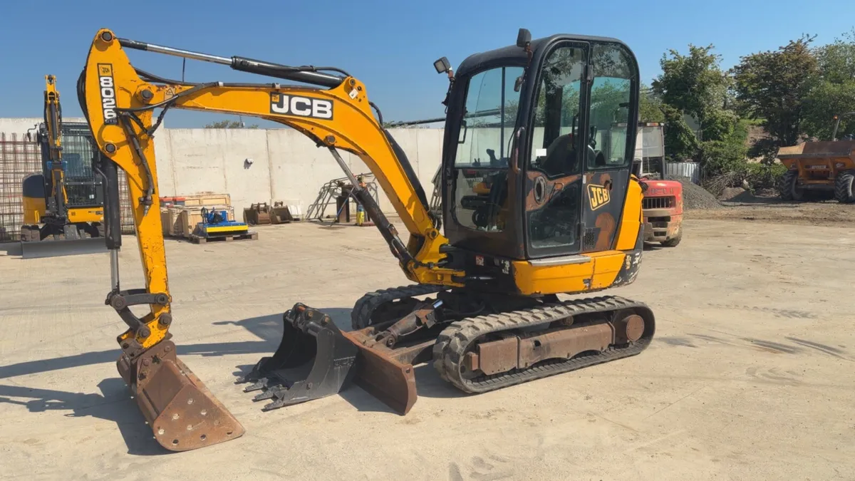 Jcb 8026 - Image 4