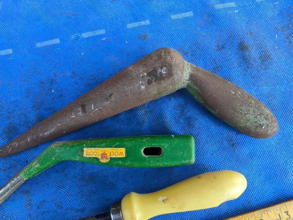 3 Gardeners Tools - Image 3