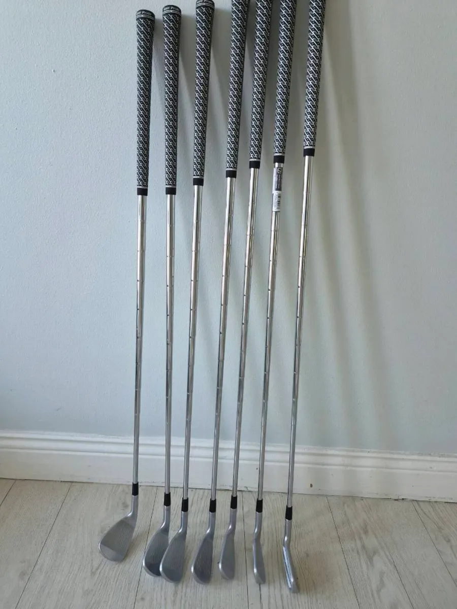 Golf Irons - Image 1