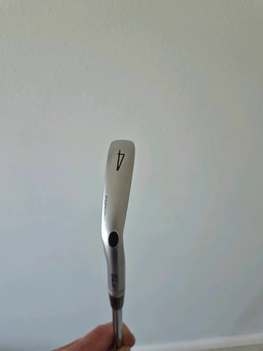 Golf Irons - Image 2