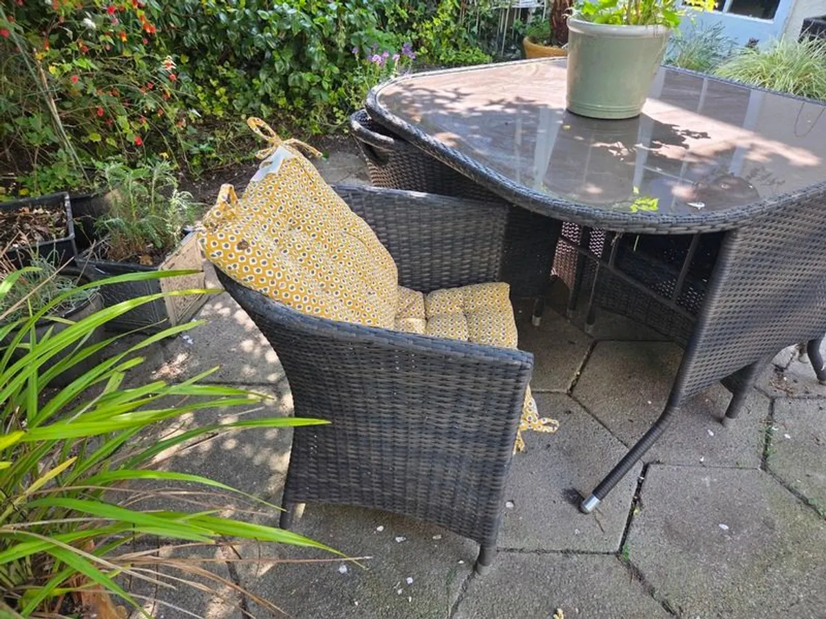 Garden Rattan Table and Chairs - Image 2