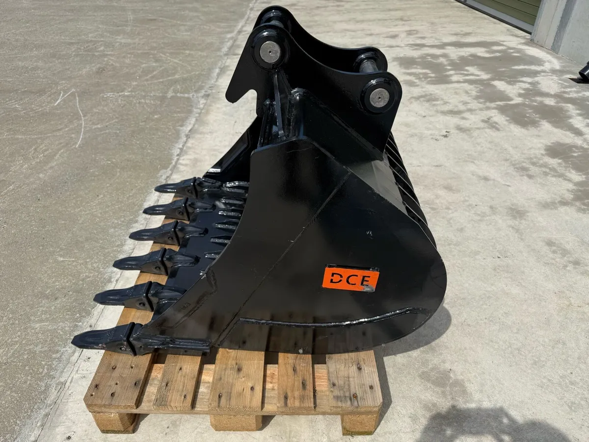 New DCE 8 ton riddle bucket - Image 3