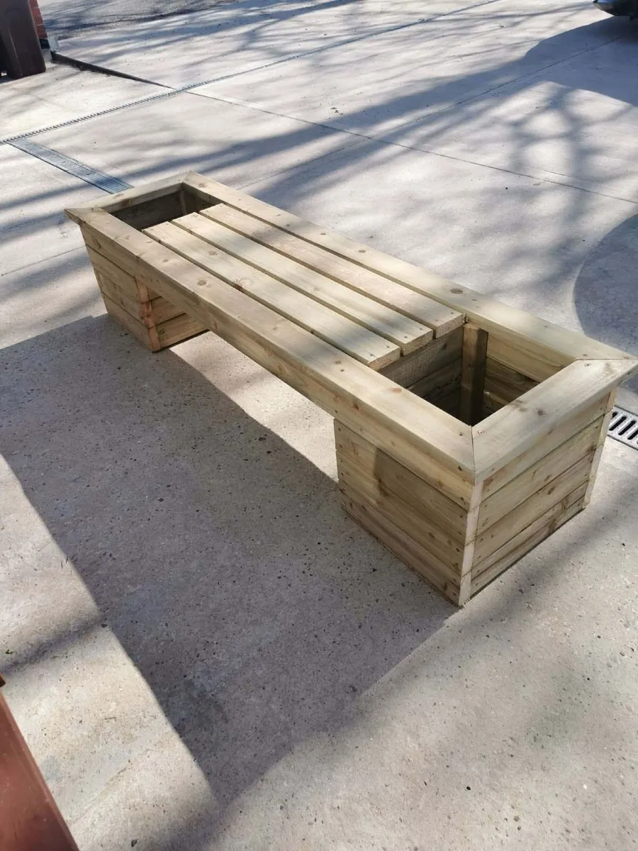 Garden furniture - Image 1