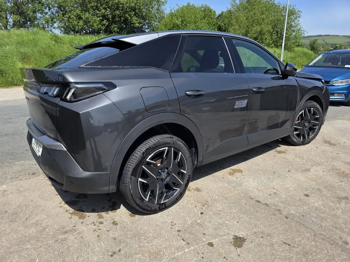 PEUGEOT 3008 2026 2500KM AUTOMATIC - Image 2