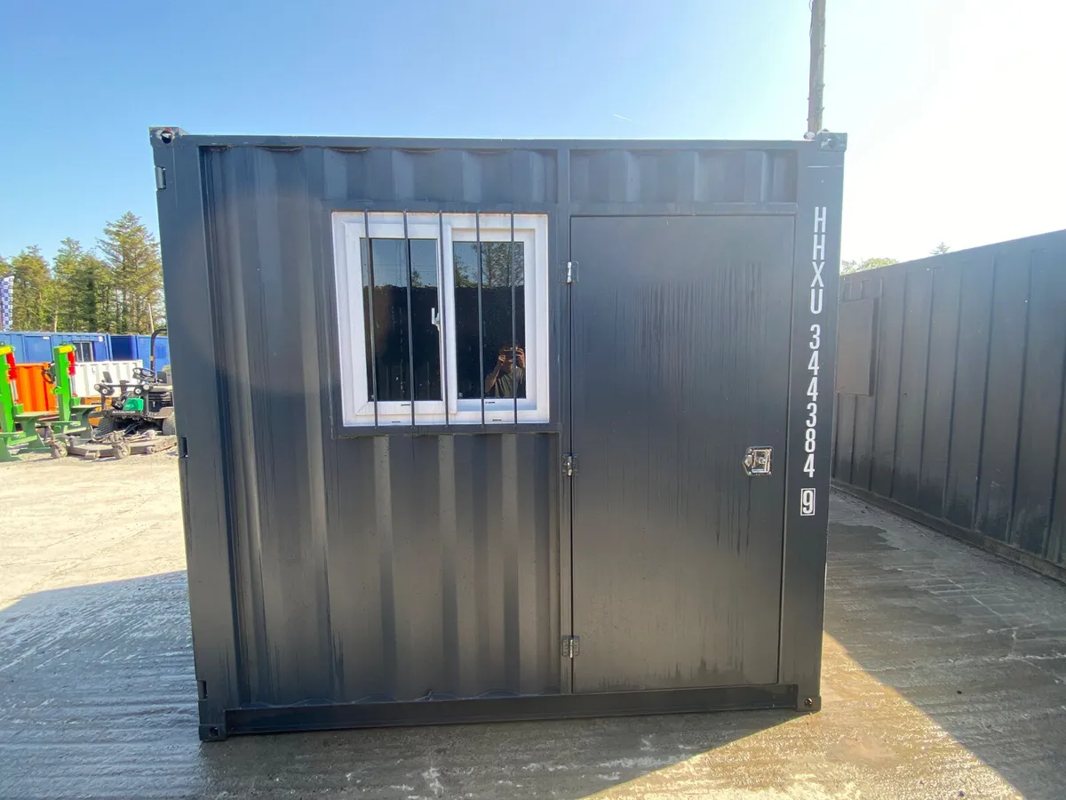 8.25ft Office / Storage Container - Image 1
