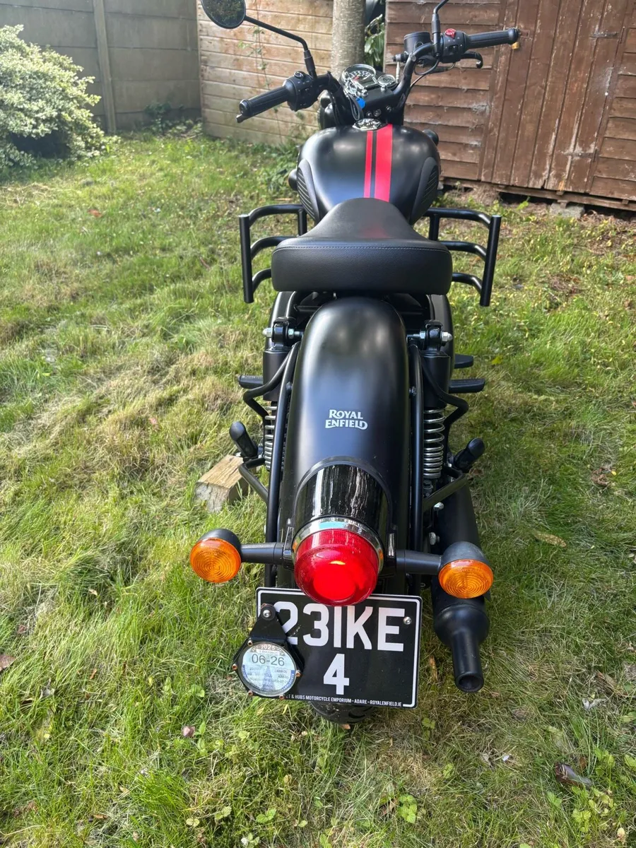 Royal Enfield  Classic 350 - Image 3