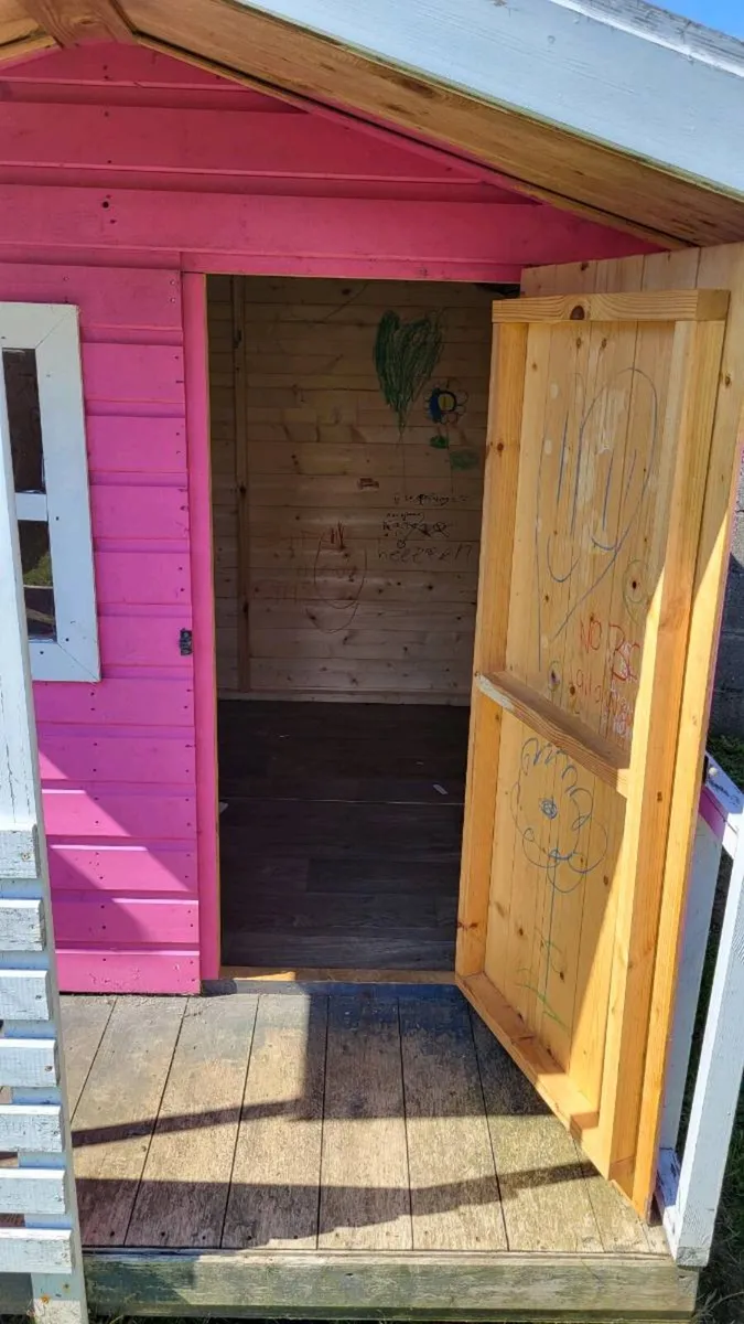 Playhouse - Image 2