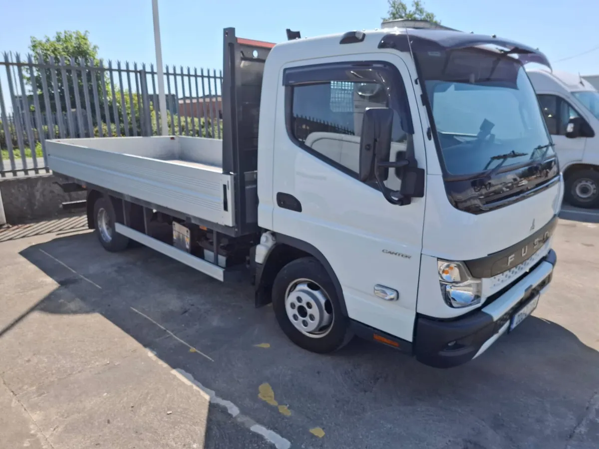 Mitsubishi FUSO 3.5Ton Dropside - Image 1