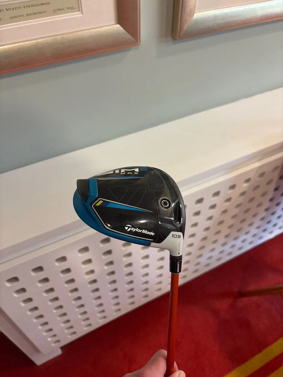 Taylor Made Sim2 Max (10.5 X Flex) Upmarket shaft - Image 1