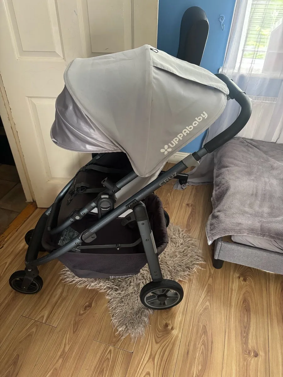 Uppababy Cruz - Image 1