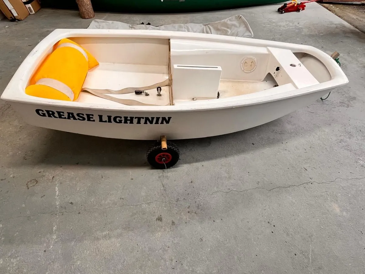 Optimist Dinghy - Image 4