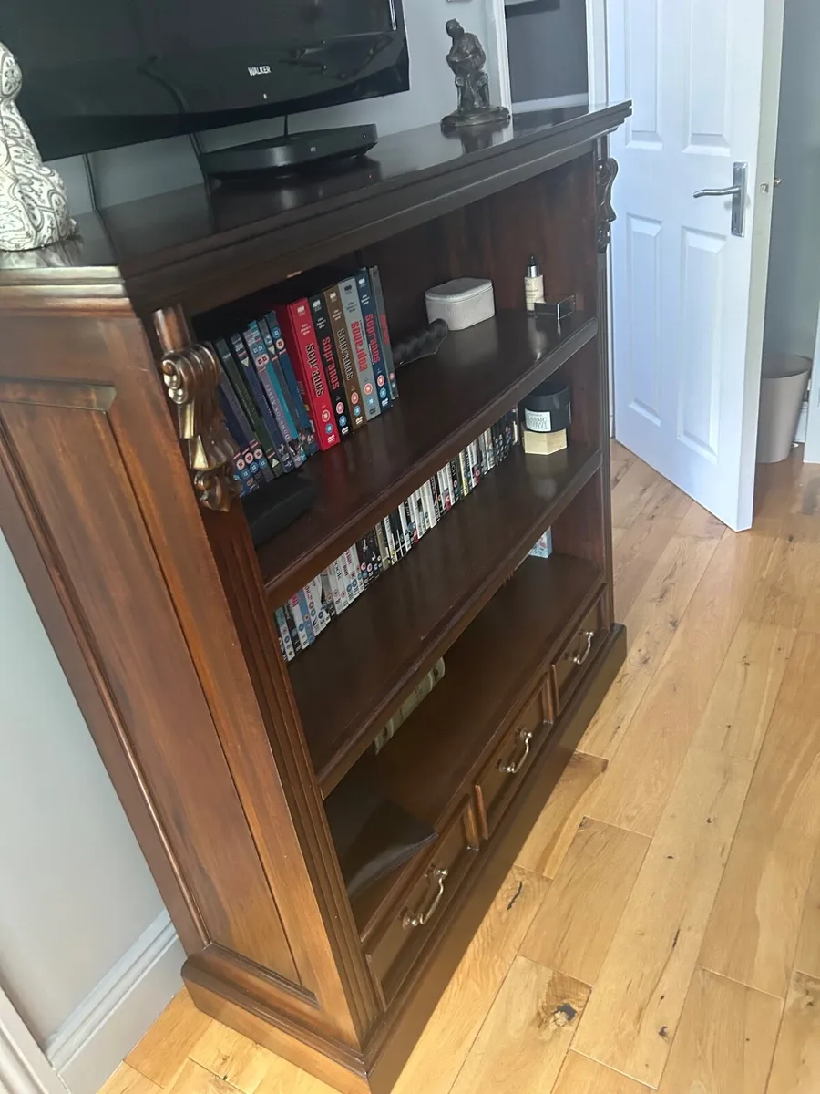 Mahogany Bookcase - Image 1