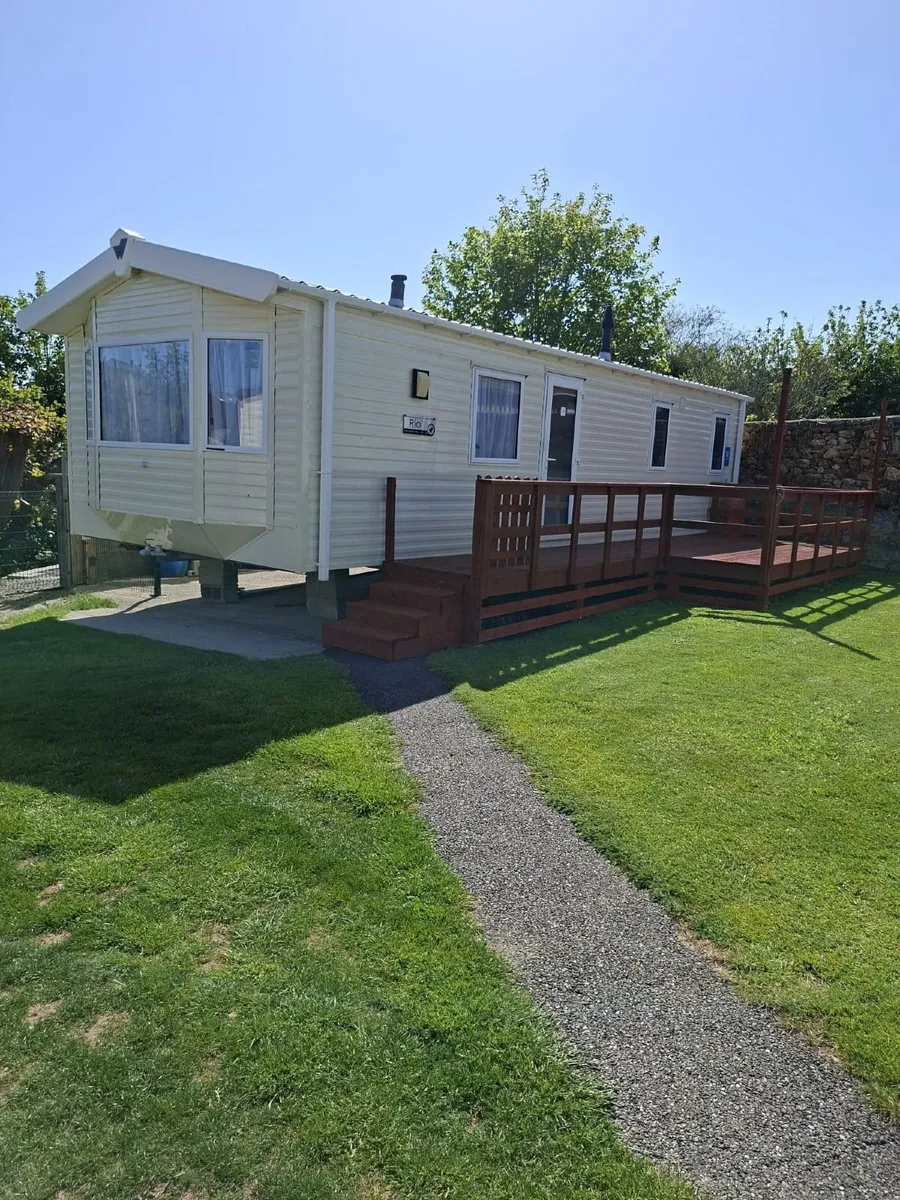 Mobile Home - Image 1