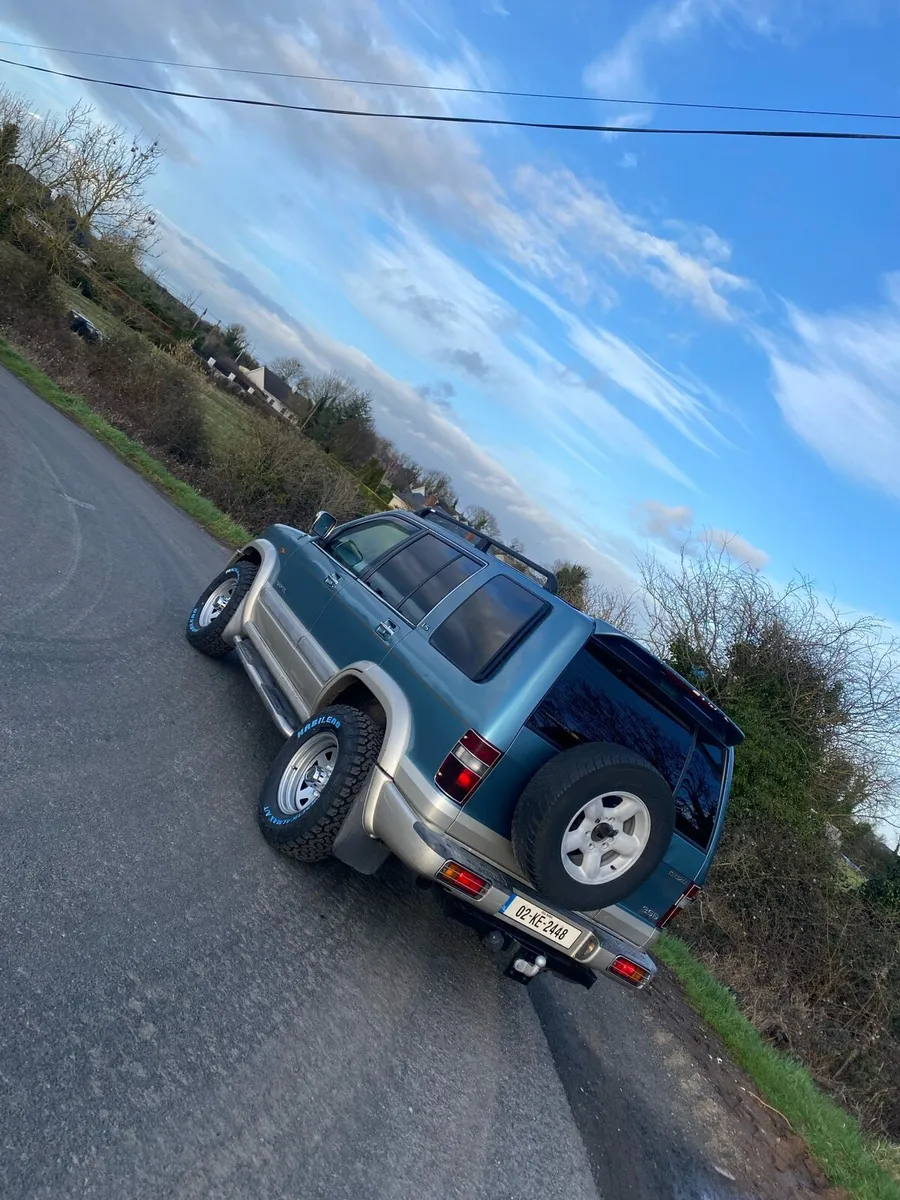 Isuzu trooper - Image 3