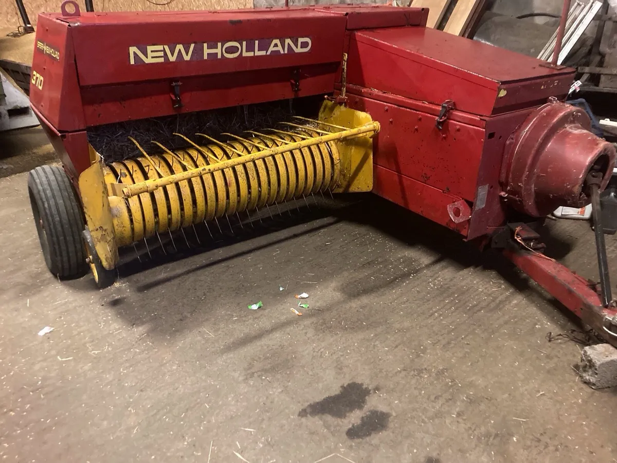 Newholland 370 baler - Image 1
