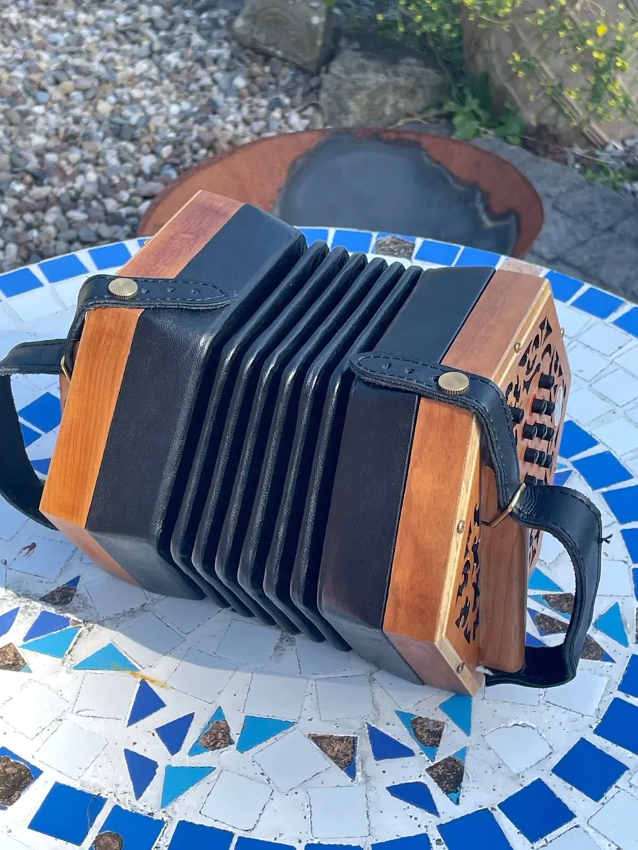 Concertina - Image 2